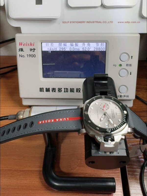 Panerai Submersible Quarantaquattro PAM1681 Luna Rossa 44MM(1;1Super Clone)