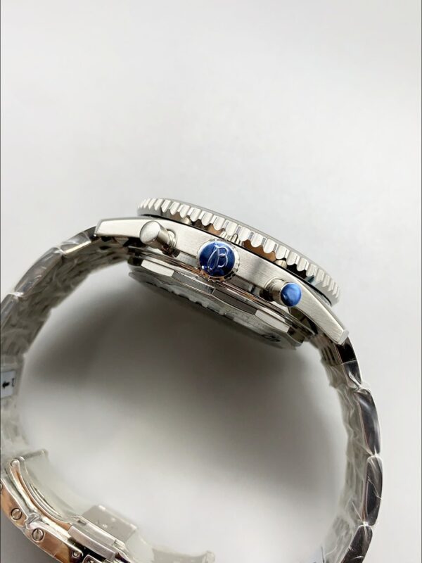 Breitling Navitimer with blue dial and steel bracelet (1:1Super Cloen)