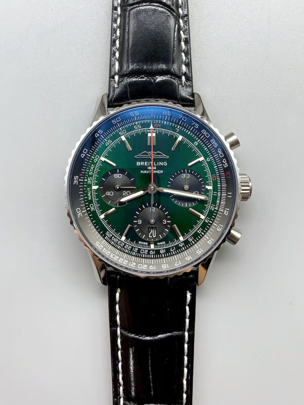 Breitling Navitimer B01 Chronograph 43 Green Dial – 904L Steel Casing (1;1Super Clone)