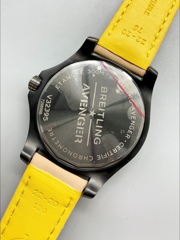 Breitling Avenger GMT 45V32395101B1X- Titanium Case(1:1Super Clone)