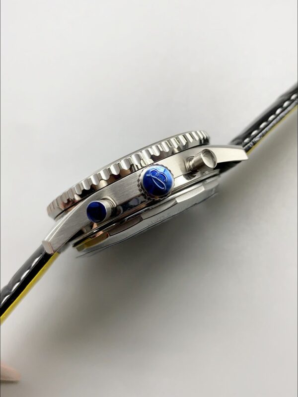 Breitling Navitimer B01 Chronograph 43 Green Dial – 904L Steel Casing (1;1Super Clone)