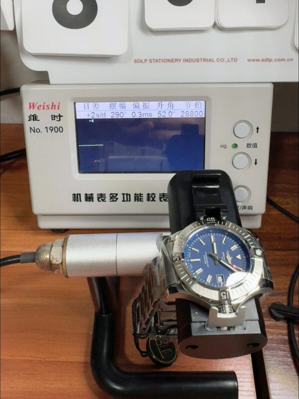 Breitling Avenger 43 Automatic Blue Dial Steel Strap (1:1Super Clone)