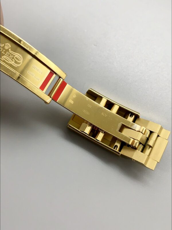 Rolex Daytona Blue Dial Diamond Bezel Gold Case Blue Leather Strap Chronograph 1:1 Superclone