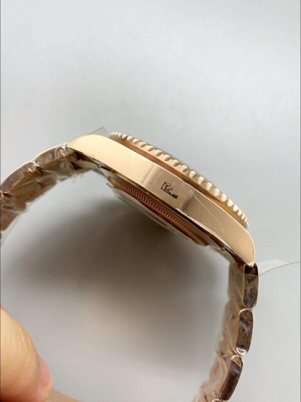 1E69C8813E697A5-310-6.jpg Rolex GMT Masters II 126715CHNR Rose Gold Tiger Iron Dial(1:1Super Clone )