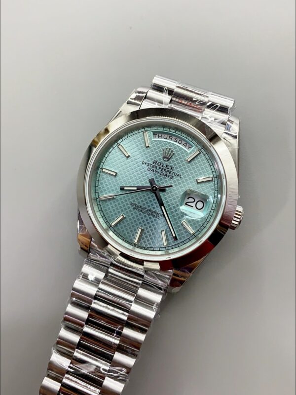 Rolex Day Date Presidential M228206-0004 904L Steel 40MM – Light Blue Dial (1:1Super Clone)