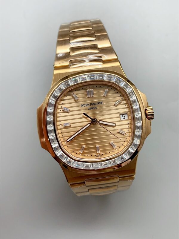 Patek Philippe Nautilus 5711 Rose Gold Dial Rose Gold(1:1 Super Clone)