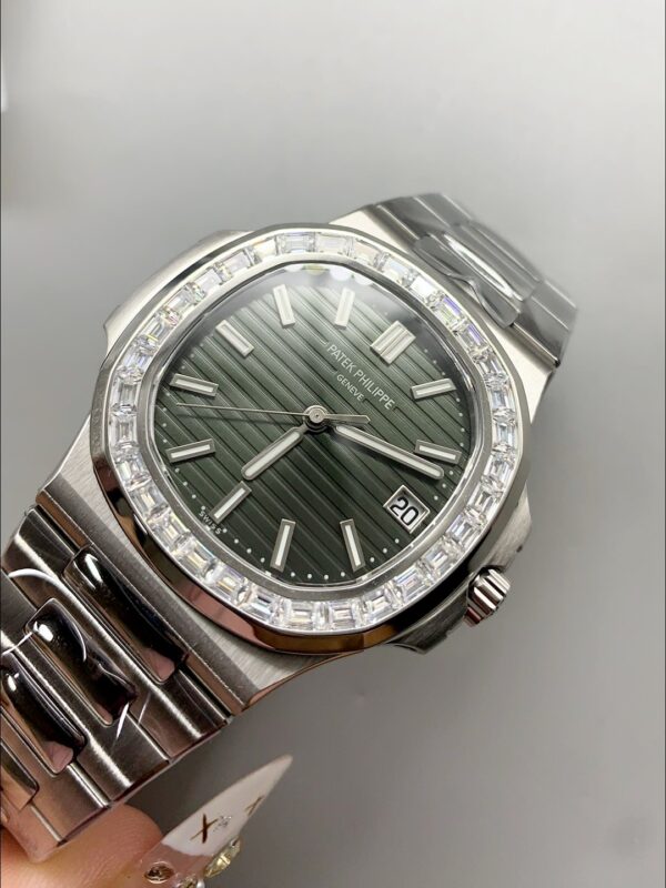 Patek Philippe Nautilus Stainless Steel Black Dial Diamond Bezel 1:1 Superclone