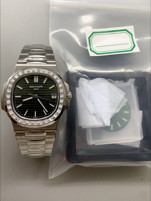 Patek Philippe Nautilus Black Dial Diamond Bezel Stainless Steel Bracelet 1:1 Superclone