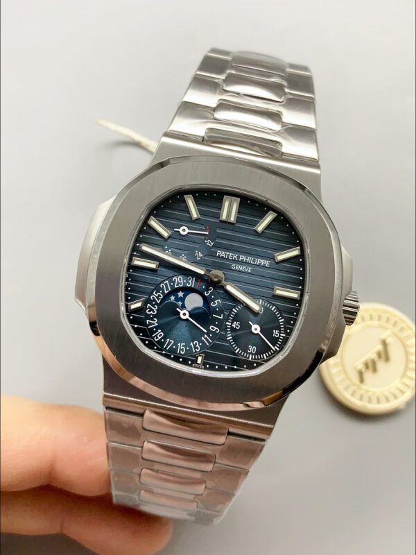 Patek Philippe Nautilus 5712 Blue Dial(1:1Super Clone)