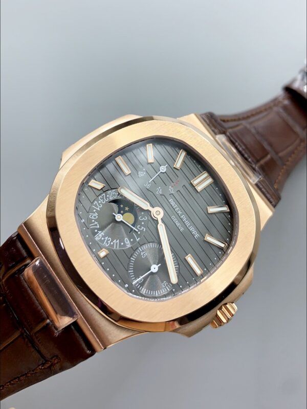 Patek Philippe Nautilus 5712/R Grey Dial Leather Strap(1:1Super Clone)