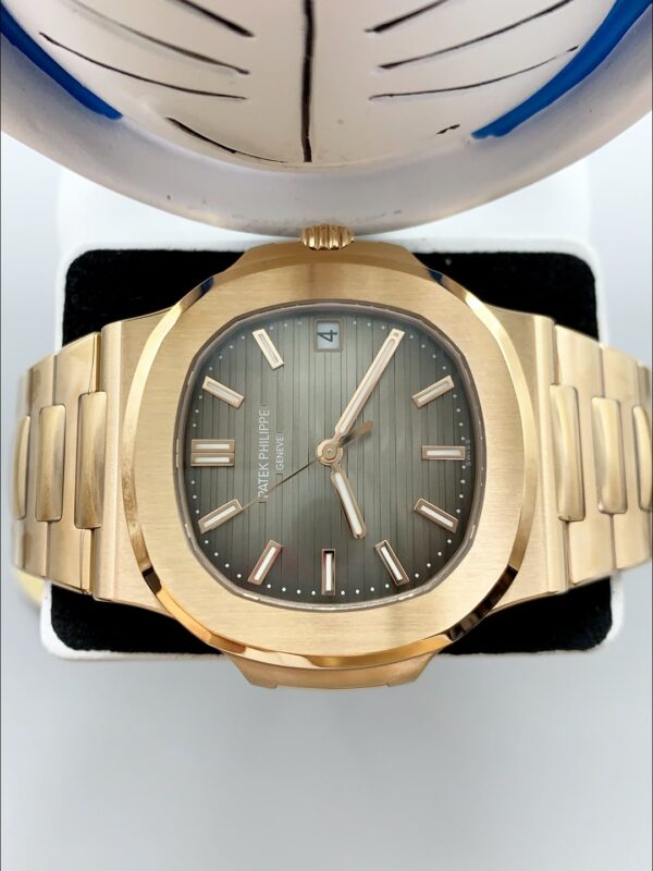 Patek Philippe Nautilus 5711/1R-001 in Rose Gold Grey Dial(1:1 Super Clone)