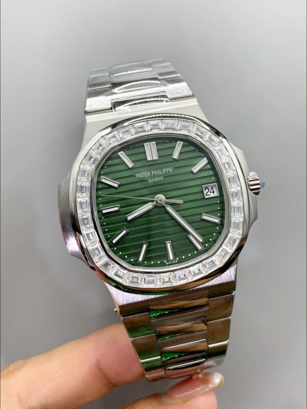 1E69C8819E697A51-9.jpg Patek Philippe Nautilus 5711 904L Steel 2023 Updated Mirror – Green Dial(1:1Super Clone)