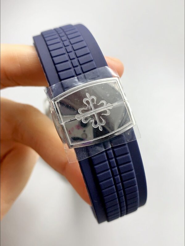 Patek Philippe Aquanaut Skeleton Black Dial Blue Rubber Strap Multifunction 1:1 Superclone