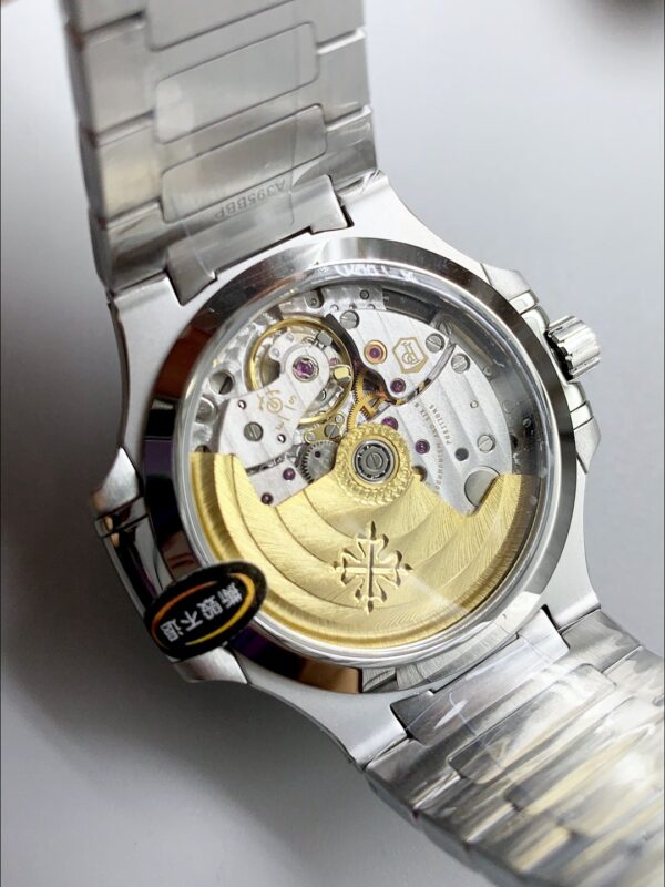 Patek Philippe Nautilus 7118 35MM Stainless Steel White Dial(1:1Super Clone)