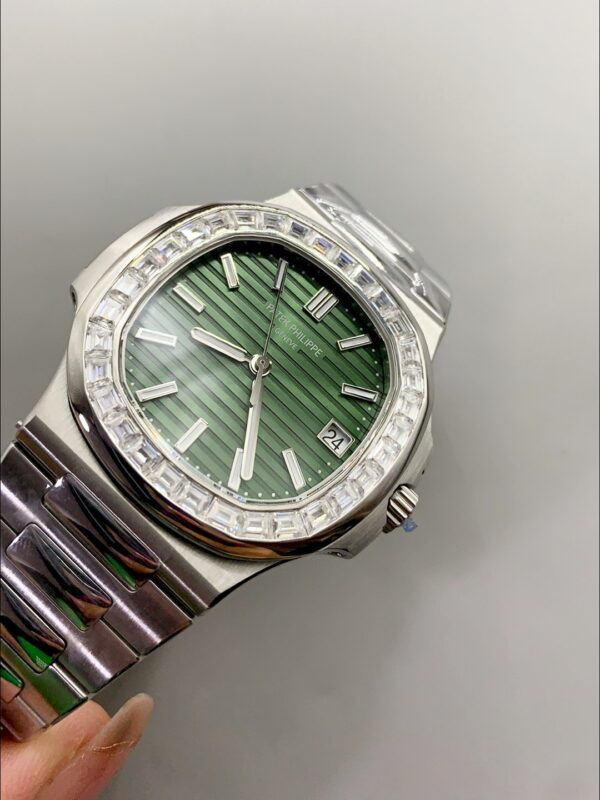 1E69C8819E697A55-9.jpg Patek Philippe Nautilus 5711 904L Steel 2023 Updated Mirror – Green Dial(1:1Super Clone)