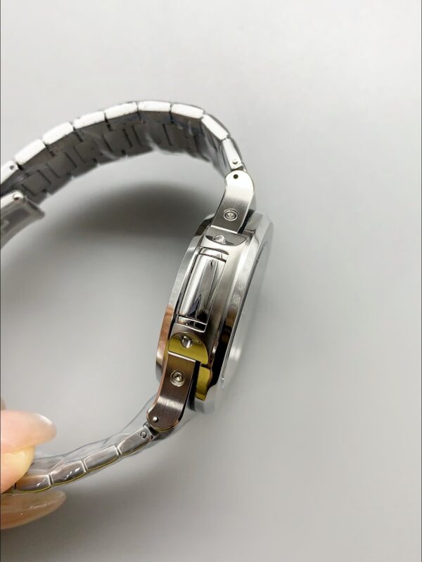 Patek Philippe Nautilus 5740 Perpetual Calendar Stainless Steel White Dial (1:1Super Clone)