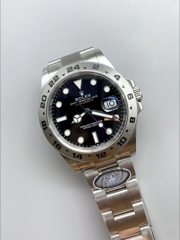 Explorer 2 GMT 216570-77210