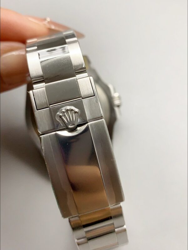 Rolex GMT-Master II With Black and Gray Bezel and 3285 Movement.(1;1Super Clone)