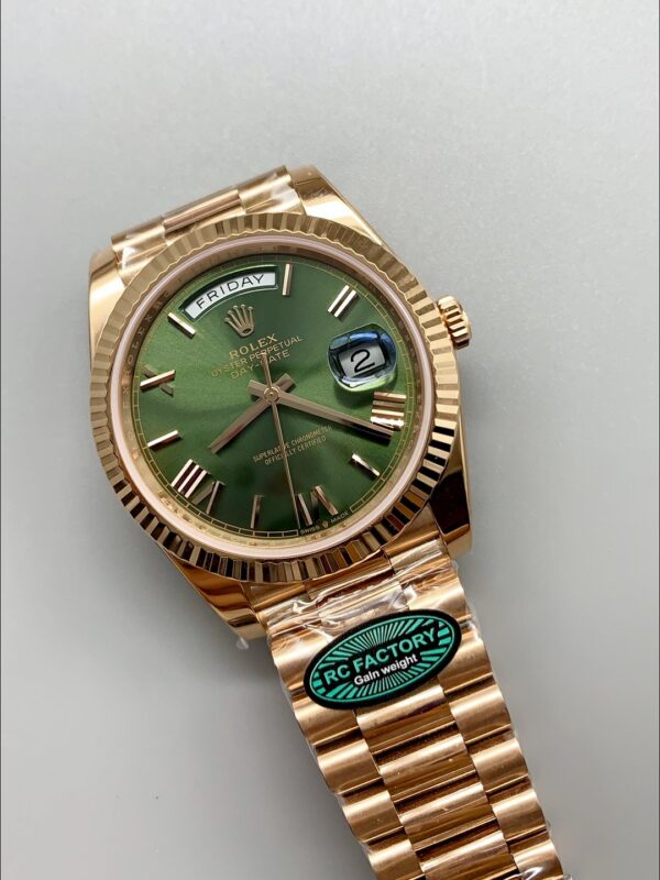 Rolex Day-Date 40mm With Green Dial And Rose Gold bracelet.(1;1Super Clone)
