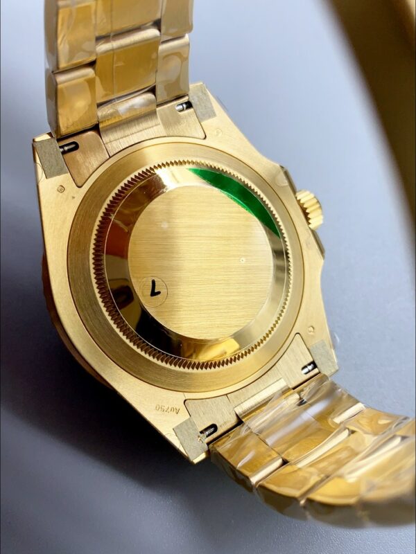 Rolex Submariner 40mm Gold Case, Blue Dial, 3135 Movement.(1;1Super Clone)