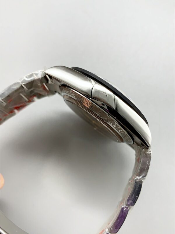 Rolex Daytona Skeleton Dial Carbon Fiber Mechanical Watch (1:1 Super Clone)