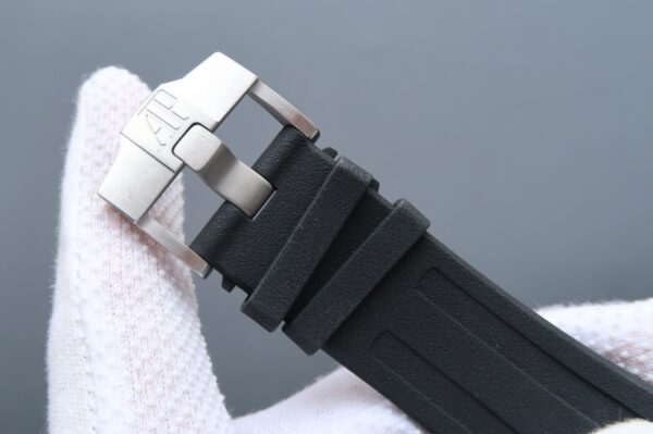 Audemars Piguet Royal Oak Offshore Diver 15703 1:1 Superclone