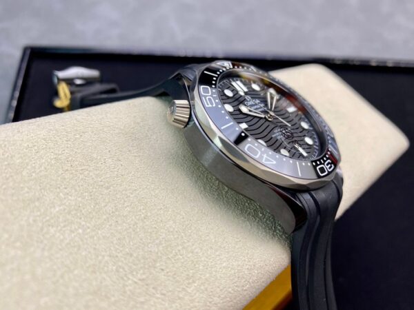OMEGA Seamaster Diver 300M 42mm