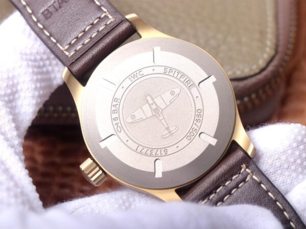 IWC Spitfire pilot UTC World – 1:1 Superclone