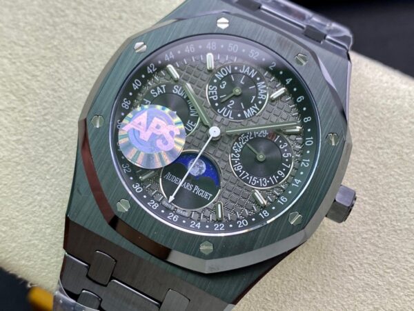 1:1 Superclone Audemars Piguet Black Ceramic 26579 True Moon Phase
