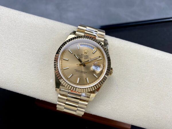 1:1 super clone Day Date Rolex Weekly Journal 18K Gold Plated counter weight