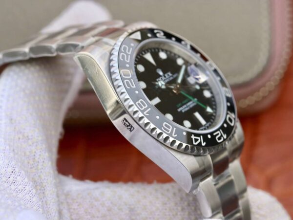 Rolex GMT-Master II 116710LN-1:1 Superclone