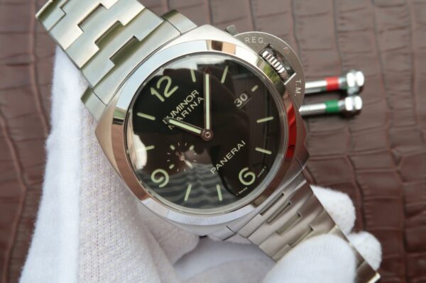 4d39d6_5d003d67cfce4e0dbd0217ee9ba76b37mv2.jpg Panerai Luminor PAM0328-1:1 Superclone