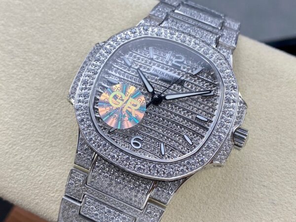 Customized Patek Philippe Aquanaut 7118/1450R-0011