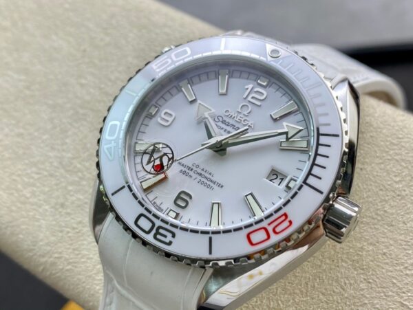 Omega Seamaster Planet Ocean