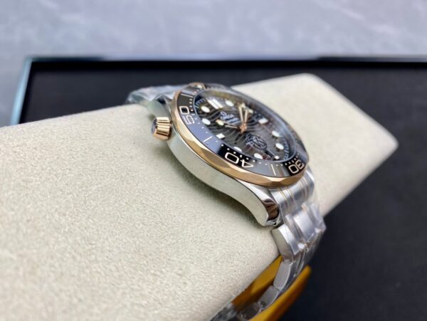 OMEGA Seamaster Diver 300M 42mm Black Dial