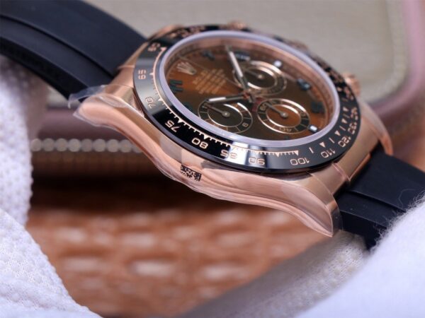 4d39d6_9a90b8535ab449aba278c46a66021b77mv2.jpg ROLEX DAYTONA 116515LN EVEROSE CERACHROM ORIGINAL CAL.4130