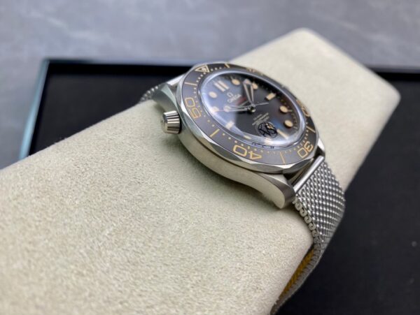 4d39d6_a30c8deebce1423fa6c4b11552ea2477mv2.jpg 1:1 super clone Omega Seamaster Diver 300M 42mm Titanium(007)