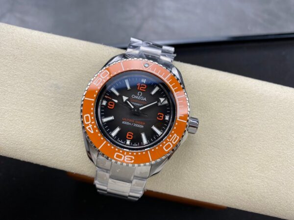 Omega Planet Ocean 6000M COAXIAL MASTER 45.5 MM Ultra Deep 215.32.4