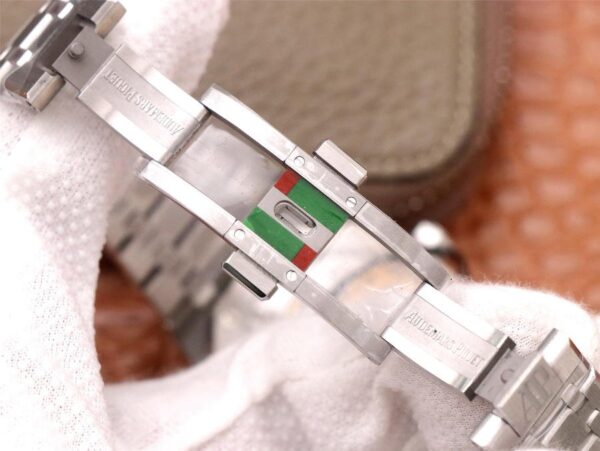 Audemars Piguet RO 15400 1:1 Superclone