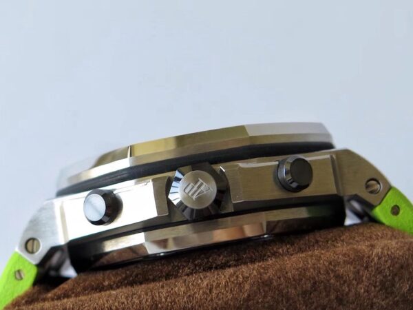 Audemars Piguet Royal Oak Offshore Diver 26703 1:1 Superclone